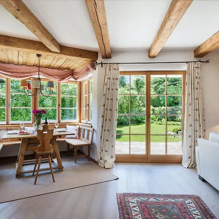 Lebenberg Chalet